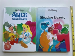 Disney 1993 Mouse Works Alice im Wunderland & 1986 Sleeping Beaty Books HC - Bild 1 von 8