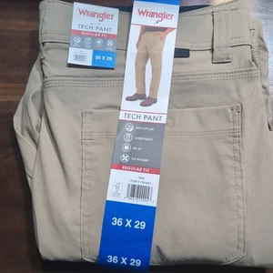 Wrangler Herren Regular Fit Tech Hose, hellbraun, 36x29 - Bild 1 von 5