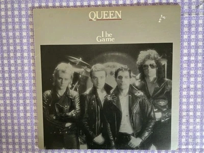 Queen The Game LP Elektra 5E-513  1980 Vg+  Cover misprint Foto 1 de 4
