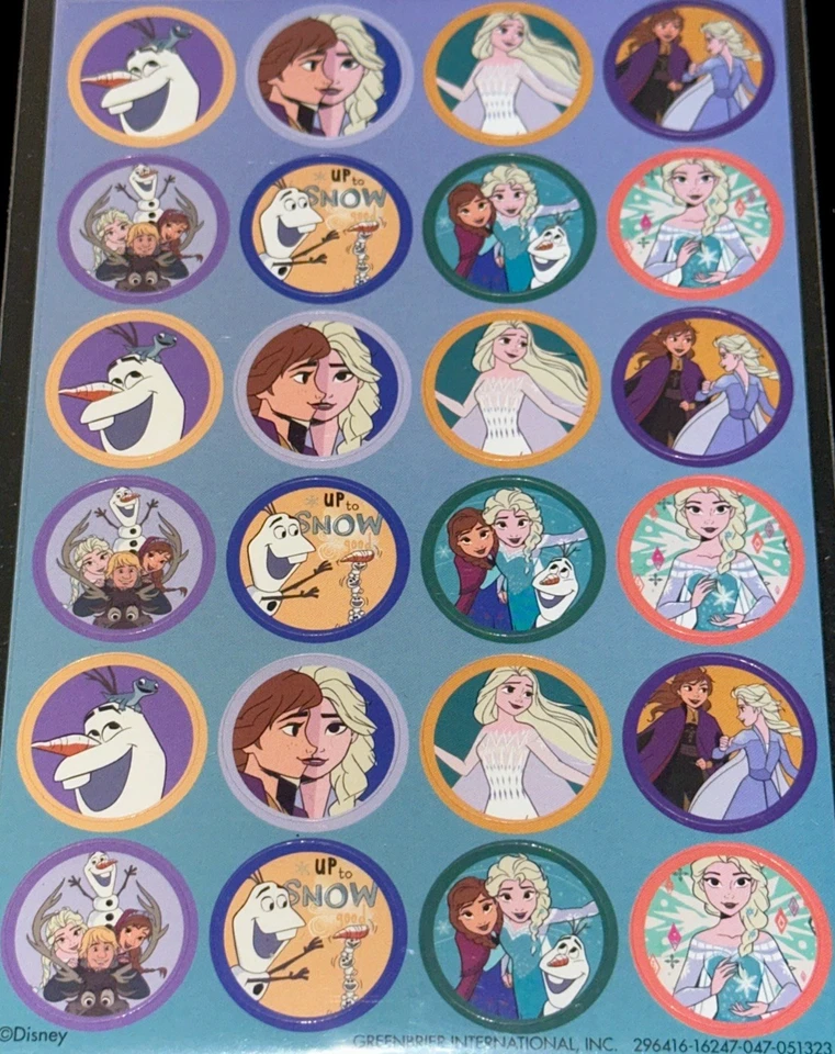 DISNEY FROZEN 24 PEGATINAS✨❄️☃️🤍☃️❄️✨6” x 4”✨LINDAS CHICAS✨SUPE COOL✨IMPRESIONANTE✨💫 Foto 1 de 1