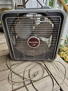 Fasco Arctic Aire Vtg Box Fan 3 Speed Retro Works! Silver D9246 - Picture 1 of 23