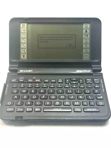 Vintage SHARP Zaurus ZR-5000 Personal Electronic Organizer Works w/ Stylus - Picture 1 of 7