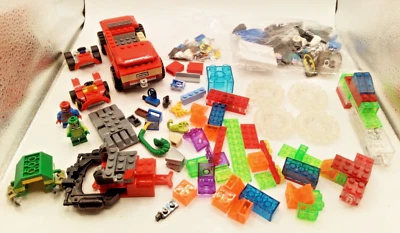 LEGO MIXED LOT OF MINI FIGURES PARTS AND PIECES AND ACCESSORIES - Image 1 of 4