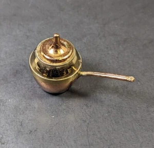 Vintage Mini Pot & Lid - Copper/Brass Tone Dollhouse Mini Kitchen Diorama Decor - Picture 1 of 8