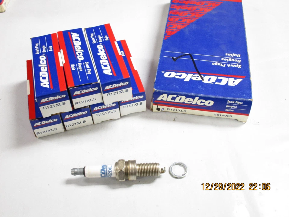 7 Spark Plugs Conventional ACDelco R121XLS 5614066 (7 pack) Foto 1 de 4