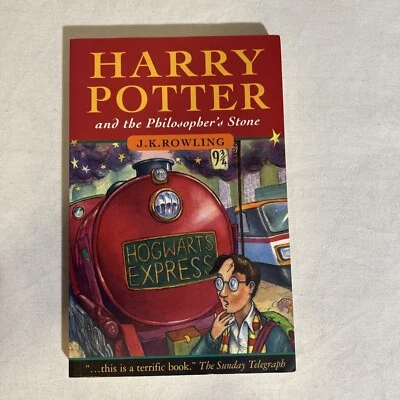 HARRY POTTER AND THE PHILOSOPHER'S STONE Rowling 2 WAND ERROR 1st Canadian 1997 - Image 1 of 4