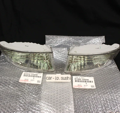 TOYOTA Genuine Mark II Bullet Corner Lamp Lens GX110 GX115 JZX110 JZX115 Rh & Lh - Image 1 of 4