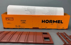 O Scale Intermountain AAR Class RSM Steel Sided Ice Bunker Hormel #122 O907 - Picture 1 of 9