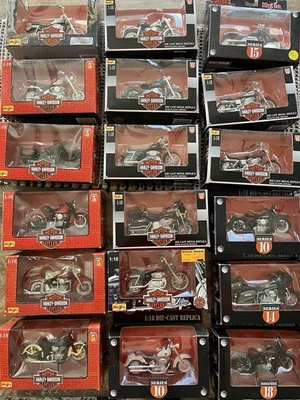 Lot of 20 Harley-Davidson Maisto 1:18 Die-Cast Motorcycles – Series 5–15 - Image 1 of 4