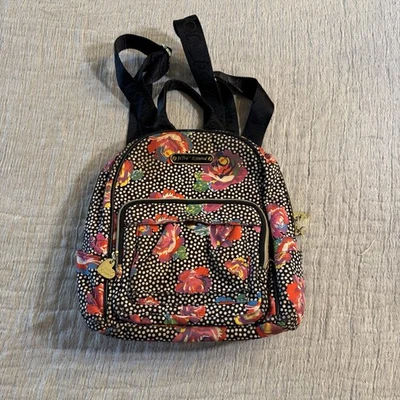 Mini mochila Betsey Johnson bolinhas e ferragens ouro rosa rosa - Imagem 1 de 4