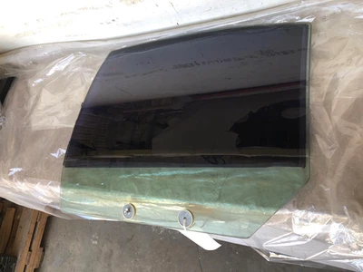 Lincoln Town Car 2002 puerta trasera ventana de vidrio con conductor tintado lado izquierdo LH OEM Foto 1 de 4