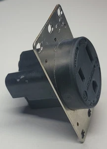 Hubbell HBL9367 Receptacle NEMA 6-50R 2P-3W 50A 250V NOS No Box - Picture 1 of 6