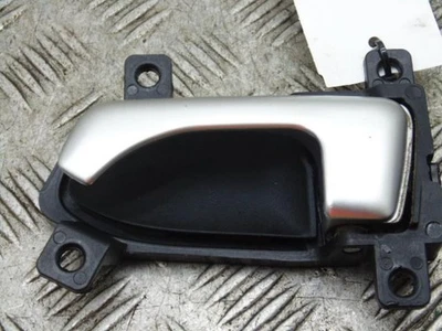 Manija de puerta interior trasera lado cercano pasajero izquierdo kia sportage mk3 2010-2016b Foto 1 de 4