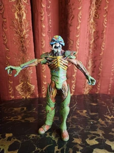 NECA Iron Maiden The Final Frontier Eddie Figur lose  - Bild 1 von 4