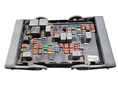 Fuse Box Engine Fits 10-14 ESCALADE 645313 25941368 Foto 1 de 4