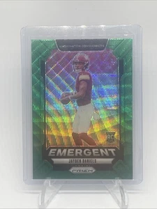 2024 Panini Prizm - Emergent Jayden Daniels #2 Green Wave Prizm (RC) Commanders - Bild 1 von 2