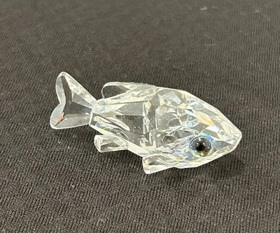 施华洛世奇水晶鱼雕像-透明刻面微型鱼带黑眼睛 — 第 1/4 张图片