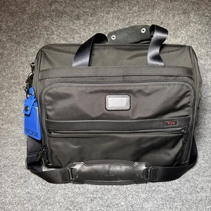 Tumi Alpha 2 Framed Soft Duffel Bag Carry On 96946 1041 22126D2 Black EXCELLENT - Picture 1 of 22