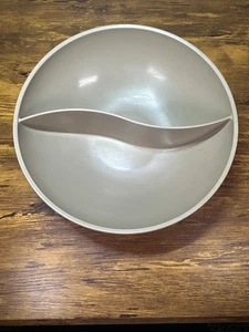 Boonton Melmac 5315 Divided Serving Bowl – Beige/Taupe – MCM Melamine - Picture 1 of 5