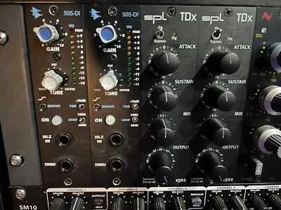 API 505 DI Unit 500 Series - Warms & Fattens Up Virtual Synths - Image 1 of 3