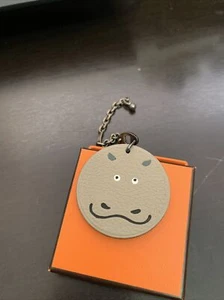 Hermes Round Animal Charm Hippo Rare Perfect for Birkin, Kelly, Rodeo - Picture 1 of 5