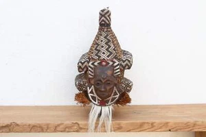 Maschera tribù africana con perline Lele - Foto 1 di 12
