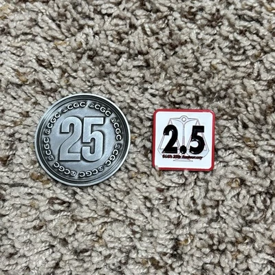 Pin Esmalte CGC 2.5 - Exclusivo Convenio y Moneda Conmemorativa 25 Años Foto 1 de 2
