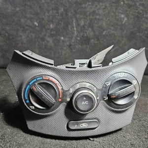 2015-2017 Hyundai Accent AC Heater Temperature Climate Control Temp Dash - Picture 1 of 3