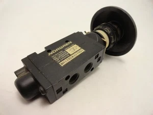 201982 Old-Stock; Norgren MH12BDA31T001 Pushbutton Valve; 150 PSIG Max; 3-Way - Picture 1 of 3