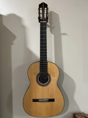 Guitarra Clásica Cervantes 2003 Modelo Hernández/Romanillos Necesita Trabajo Foto 1 de 4