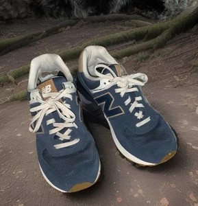 Size 6 - New Balance 574 - Navy White Tan No Box Gorgeous LOOK @ PICS LOVE - Picture 1 of 8