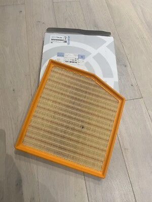 BMW X1  Genuine Air Filter 13717599285 - Image 1 of 3