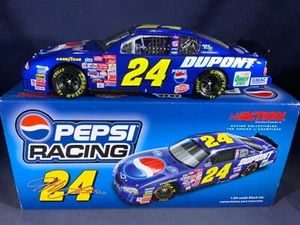 U5-51 JEFF GORDON #24 PEPSI / DUPONT - 2001 CHEVY MONTE CARLO - Picture 1 of 6