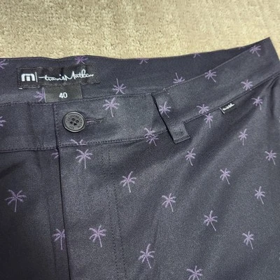 Travis Mathew Golf Shorts Men 40 Good Insticts Performance Chino AOP Geometric - Image 1 of 4