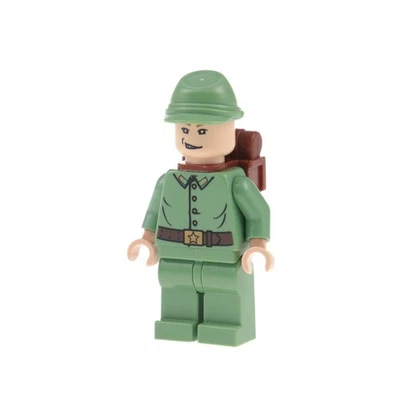 1X Lego Minifigure Indiana Jones Russian Guard 3 Hat Backpack 7625 IAJ021 - Image 1 of 2