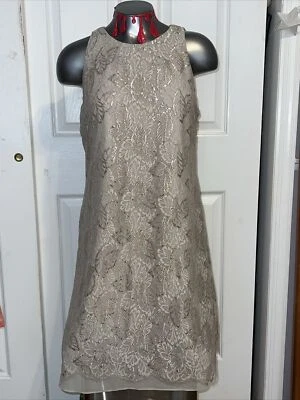 Vestido de renda floral Flapper Champagne Ralph Lauren com fantasia de destaques metálicos - Imagem 1 de 4