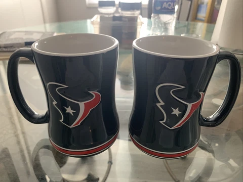 2 Houston Texans NFL 14 oz. Sculpted Relief Mug Coffee Cup Never Used NEW Cover