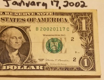 Birthday January 17, 2002 $1 Dollar Bill Anniversary Serial Number Series 2017 B - Image 1 of 4