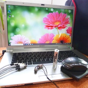 JUEGO XXL Sony Vaio FW31 PREMIUM 16 pulgadas BLURAY l Windows 10 PRO I 1TB SSD I HDMI - Imagen 1 de 14
