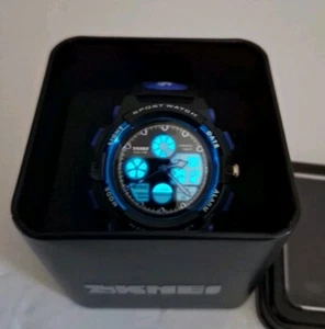 SKMEI Men's Digital Sports Wristwatch Water Resistant Watch Date Alarm Light - Picture 1 of 6