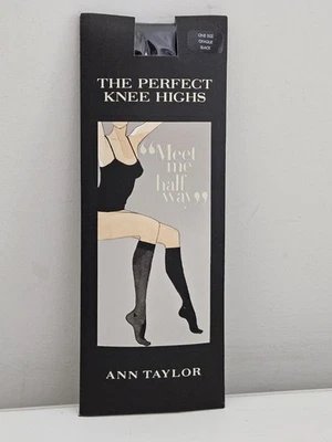 Ann Taylor - The Perfect Knee Highs - Negro opaco - 94% nailon 6% spandex  Foto 1 de 3