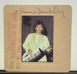 BOYS DONT CRY British Band Negative Dia von Ron Wolfson 1986 L13 - Bild 1 von 4