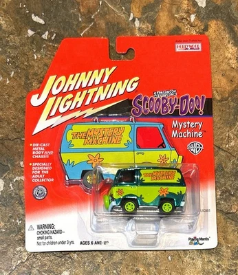Nuevo Johnny Lightning Scooby-Doo Mystery Machine Pintura CROMADA 1:64 Diecast Van Foto 1 de 4