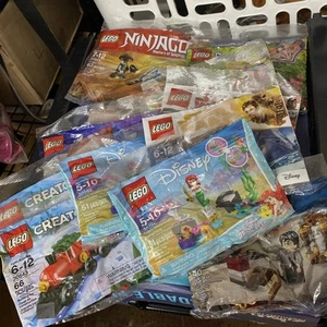 Lot of 11 New Sealed LEGO Poly Bags Sets Star Wars, Disney Princess Ninjago Etc - Picture 1 of 7