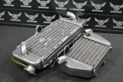 KTM 85SX 2004 motor fabricante de equipos originales enfriador radiador 47035007000 Foto 1 de 4