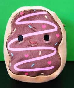 Squishmallows Deja Donut 6" Plush Kelly Toy - Picture 1 of 3