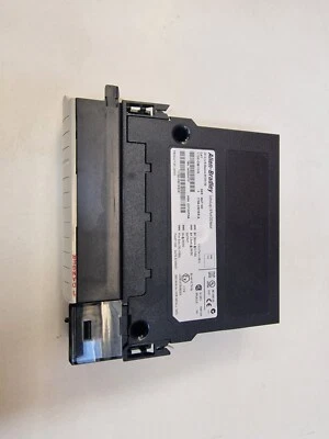 1756-OB16IS ControlLogix 16 Point D/O Module Refurbished - Imagen 1 de 4