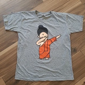 Buddha Dabbing T-shirt Silk Screen Nepal Grey Size Large 38  - Picture 1 of 7