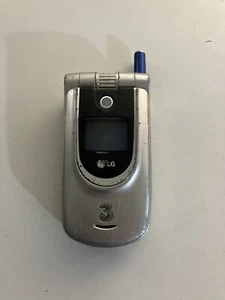 Telefono Cellulare LG U8110 Marcato TRE - NON Testato NO Batteria NO Back Cover - Foto 1 di 13