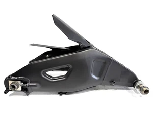2015-2019 Yamaha R1 R1S OEM Swingarm Rear Axle Tire Hugger Swing Arm! - Picture 1 of 12